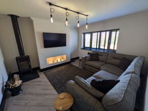 Living Room- click for photo gallery